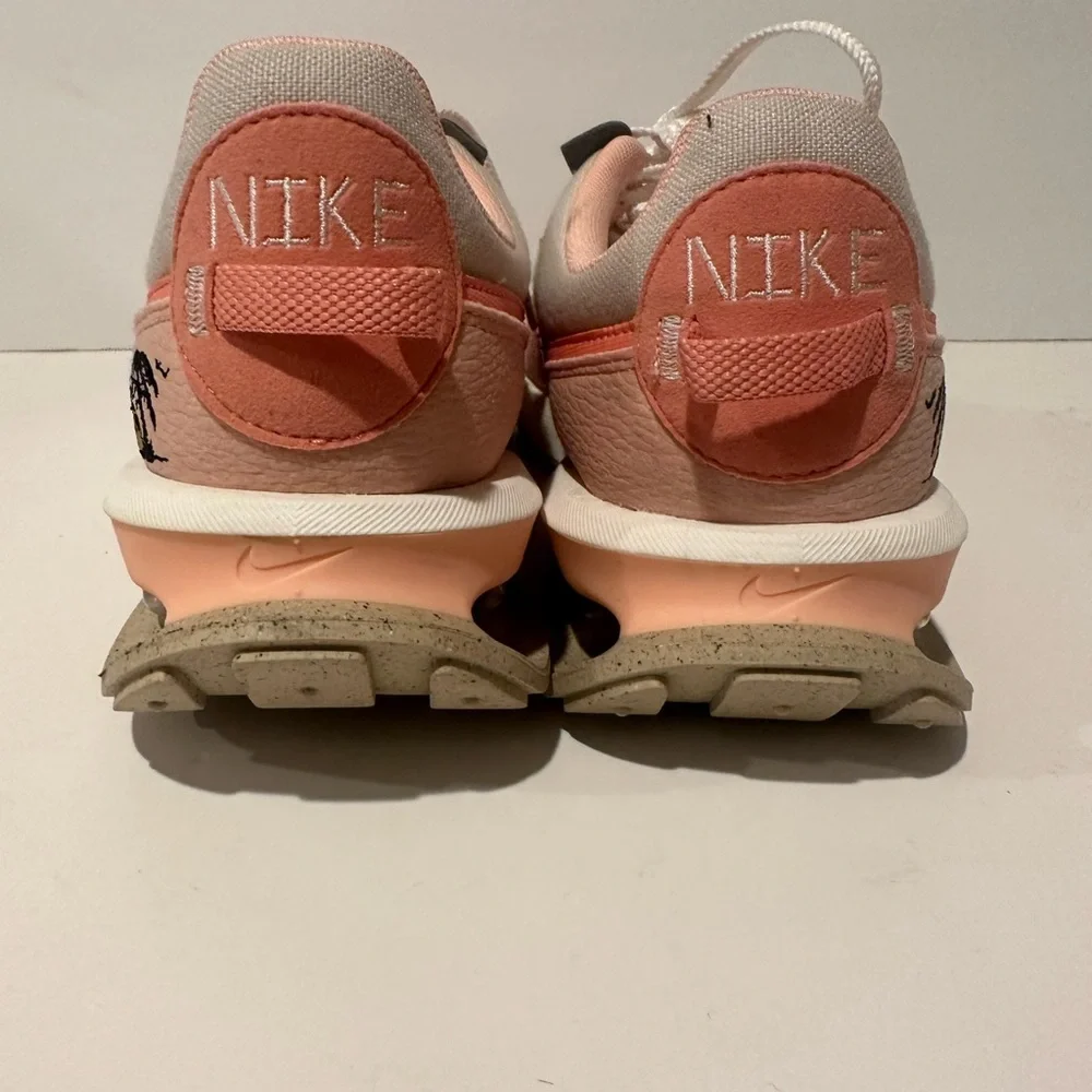 Wmns Air Max Pre-Day SE 'Sun Club - Light Orewood Brown